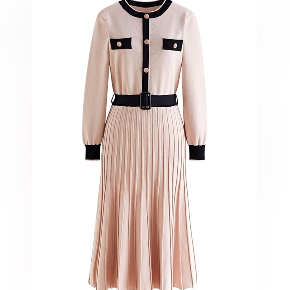 Elegant and Chanel-inspired dress - Picture 7 of 8